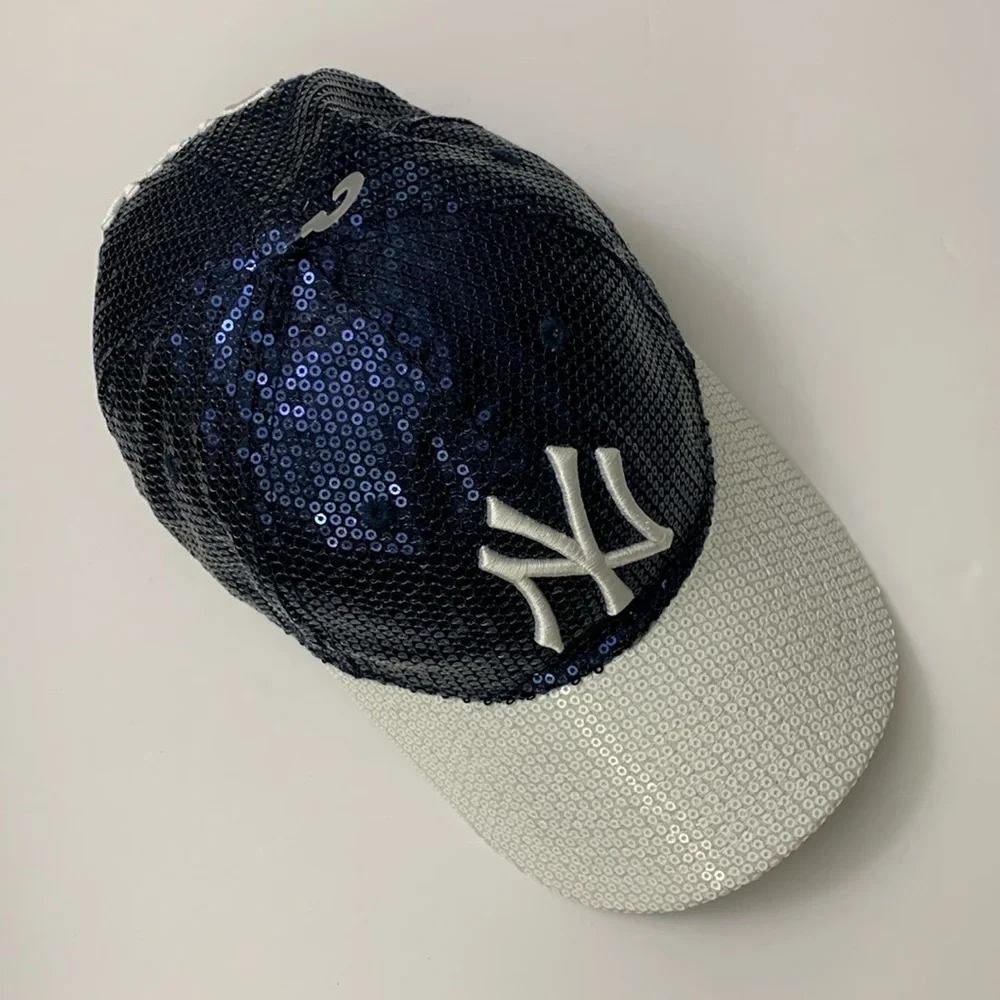 Yankees Victoria’s Secret PINK Sequin Cap Baller Hat 🧢 New York - Picture 2 of 11